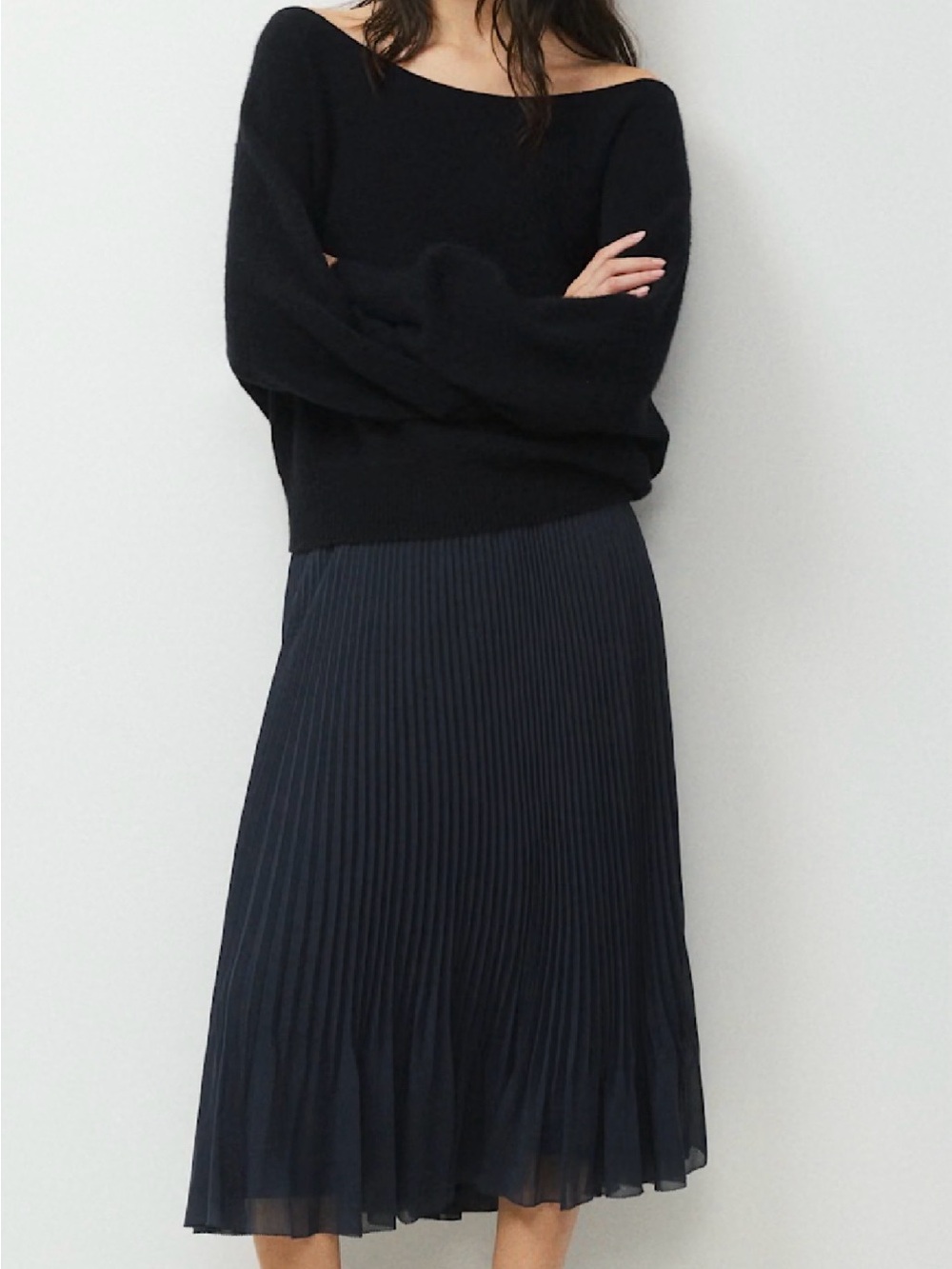 Wilfred Navy Pleated Midi Skirt